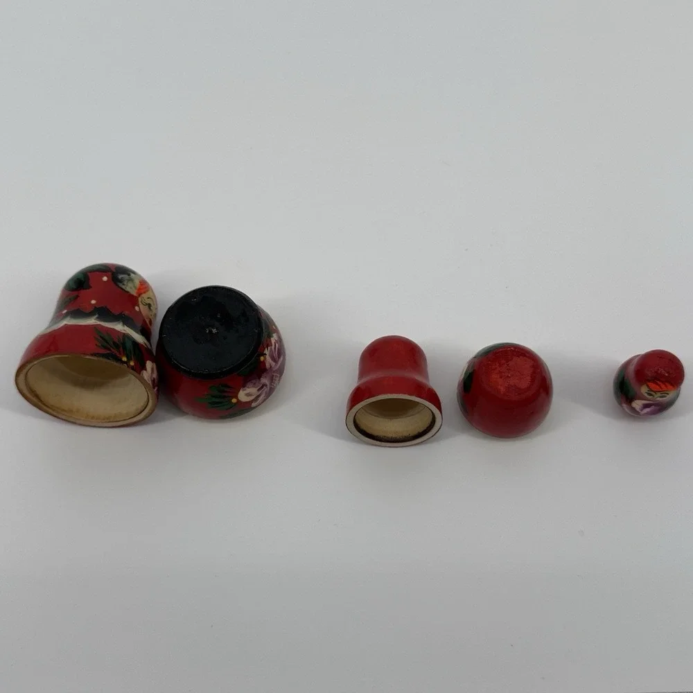 Vintage Russian Nesting Dolls Set Hand Painted Red Floral Matryoshka Mini 3pc‎